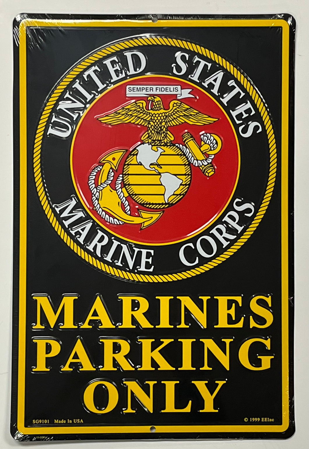 US MARINES PARKING SIGN